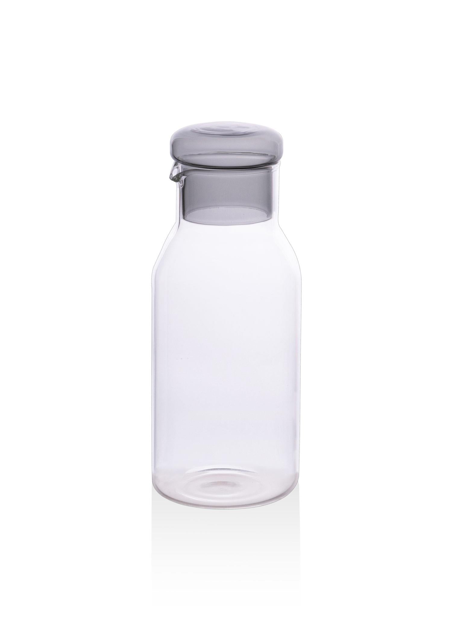 Cam Şişe Gri Kapaklı Sürahi 9X23 Cm 950 Ml