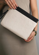 Peluş Clutch Çanta Beyaz 26X33 Cm