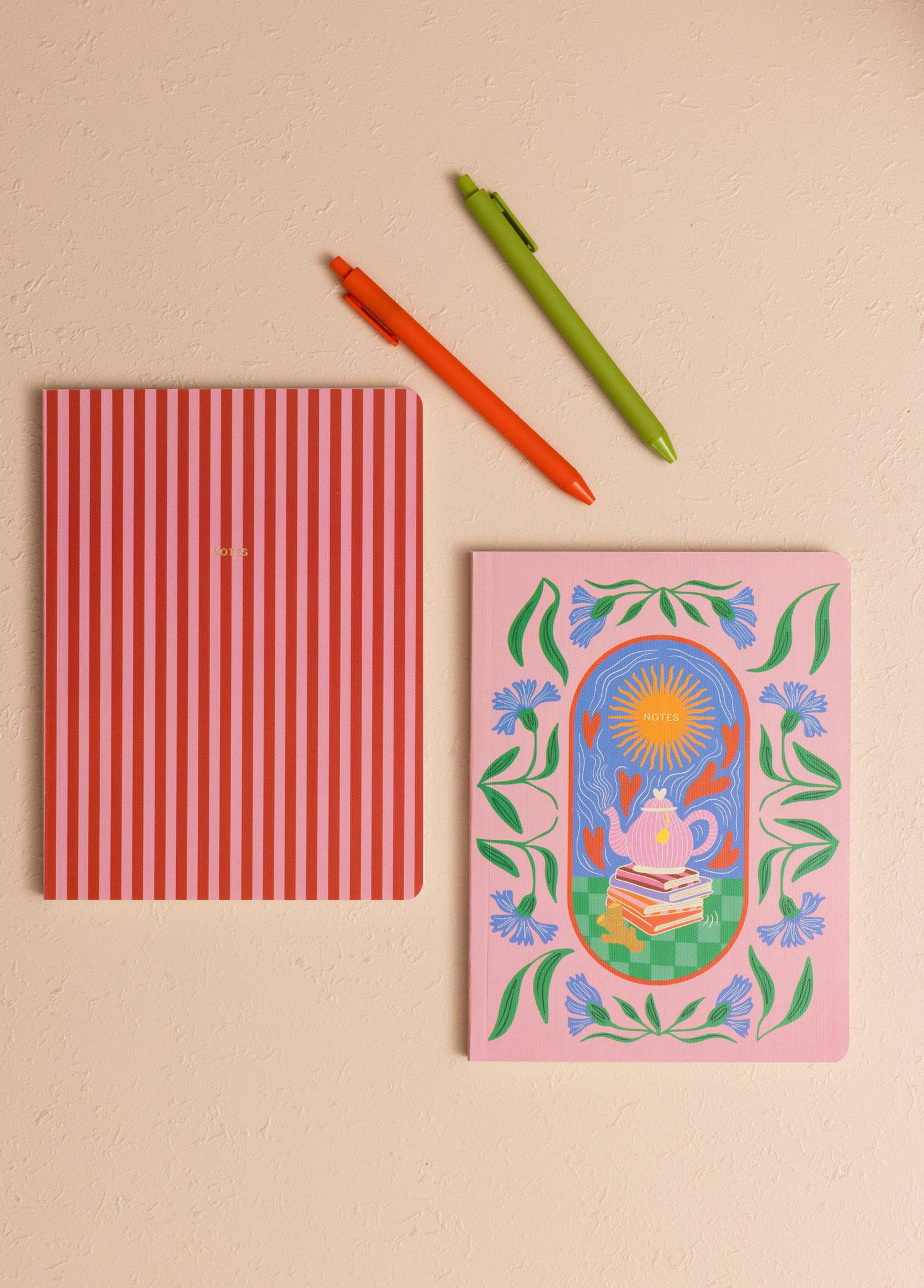 Pembe Çiçek Desenli Defter 16 X 21 Cm