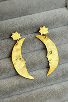 The Pheia-Ay Ve Yıldız Plaka Küpe | 925 Ayar Gümüş-Küpe-1-Milagron.com