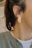 The Pheia-Ayçiçeği Plaka Küpe | 925 Ayar Gümüş-Küpe-2-Milagron.com