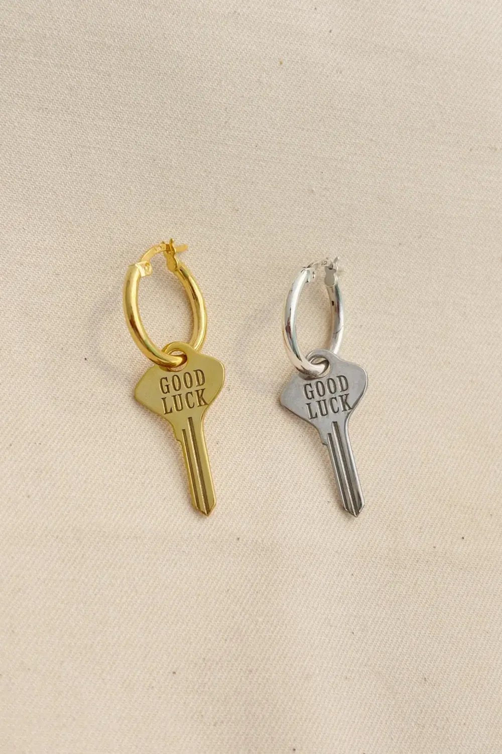 The Pheia-Good Luck Anahtar Halka Küpe | 925 Ayar Gümüş-Küpe-4-Milagron.com