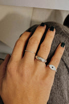 The Pheia-Lacivert Taş Detaylı Oval Serçe Parmak Yüzüğü | 925 Ayar Gümüş-Yüzük-2-Milagron.com