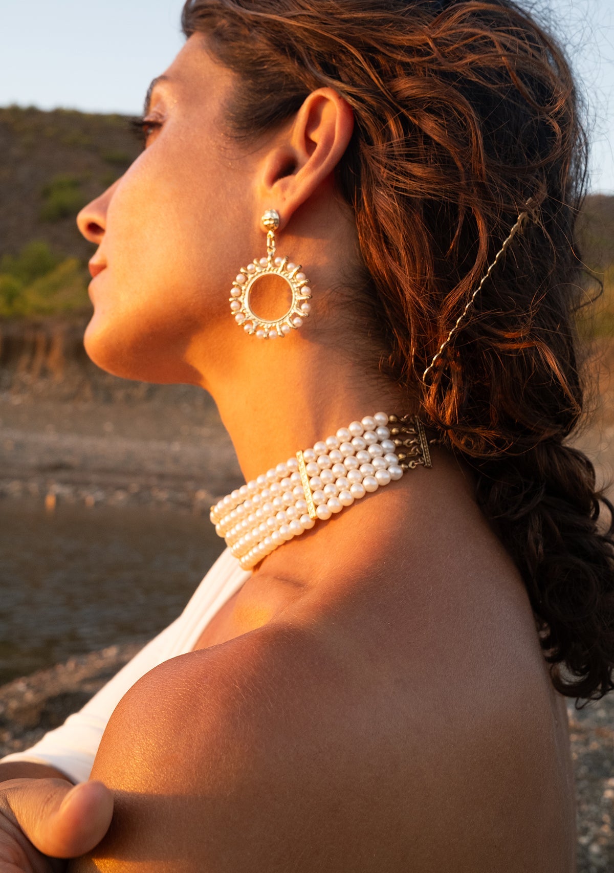 Tiny-Aylin Gold Earring-Küpe-3-Milagron.com