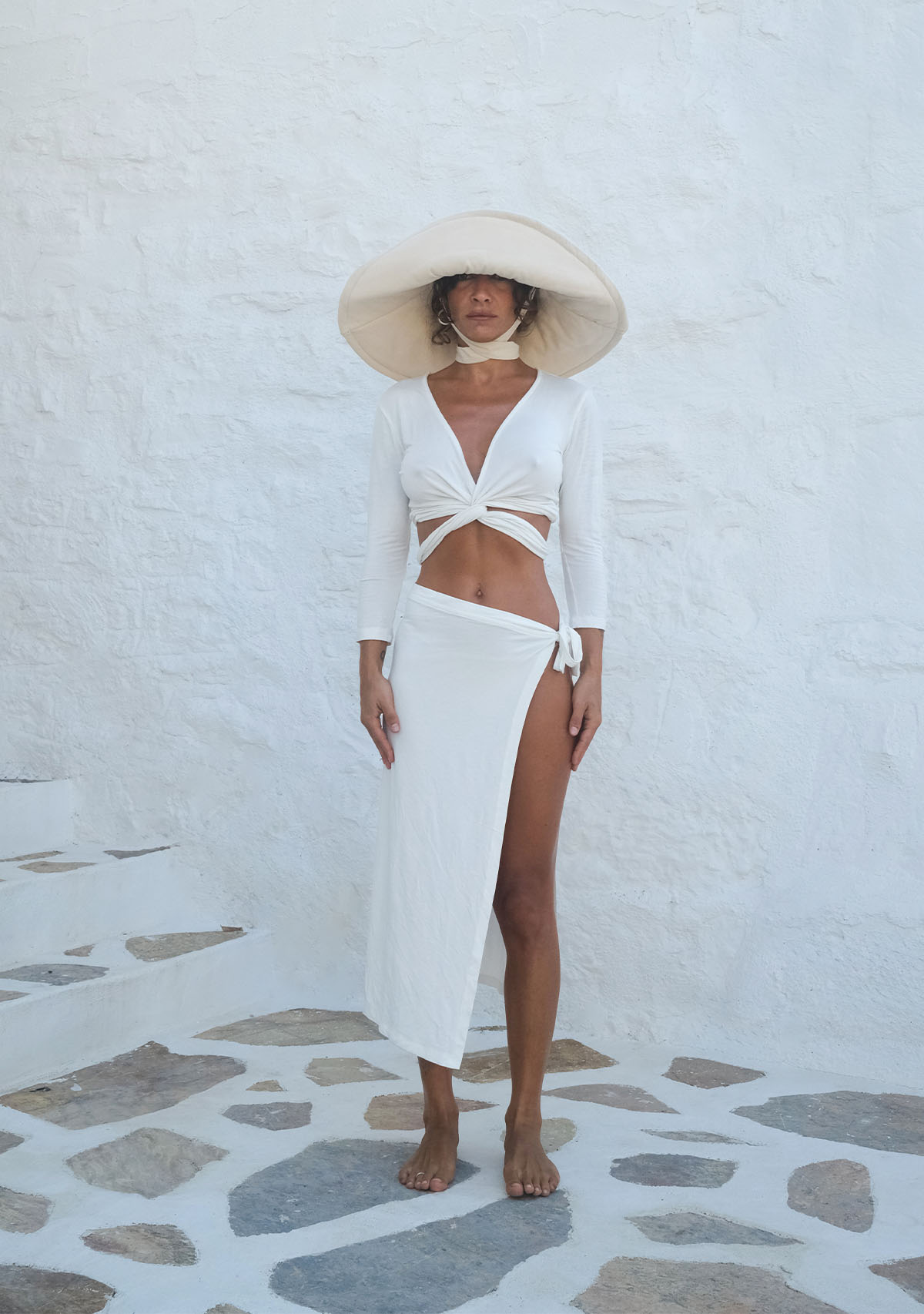 Tiny-Bağlamalı Uzun Kollu Kısa Beyaz Bluz-Bluz-2-Milagron.com