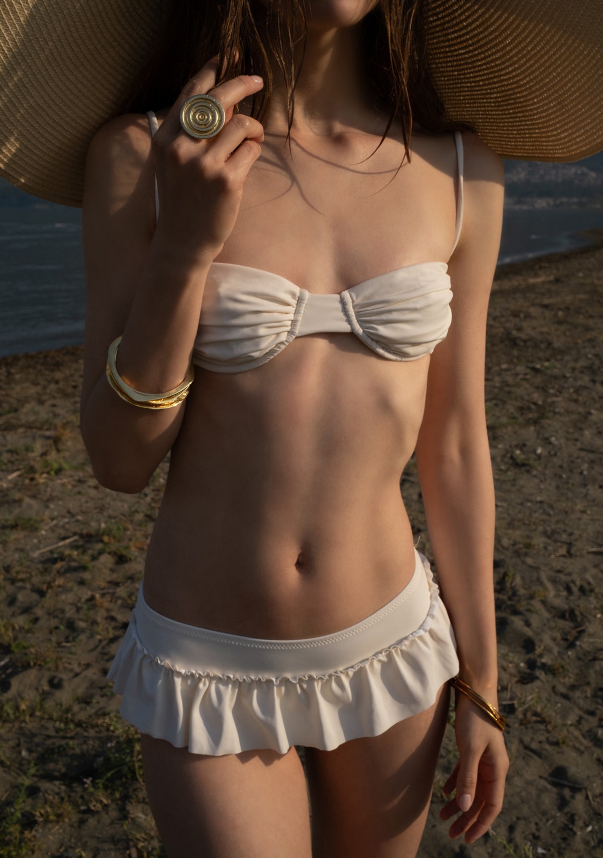 Tiny-Balenli Ayarlanabilir Beyaz Bikini üstü-Bikini + Mayo-6-Milagron.com