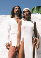 Tiny-Beyaz Derin Yırtmaçlı Yumuşak Kolsuz Elbise-Elbise-12-Milagron.com