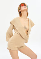 Tiny-Derin Dekolteli Bej Şort Tulum-Tulum-8-Milagron.com