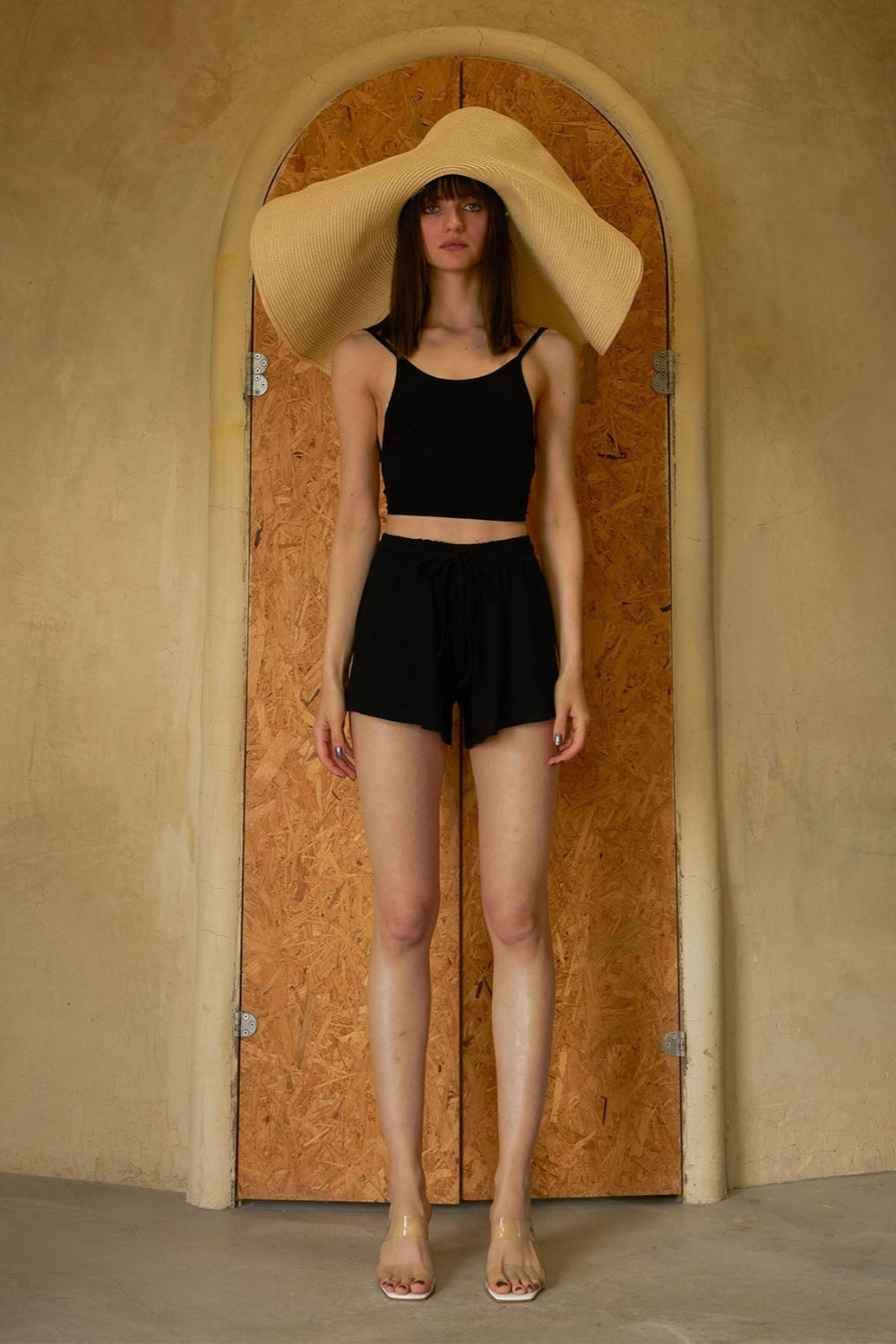 Tiny-Dökümlü Siyah Şort-Şort-1-Milagron.com