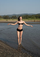 Tiny-Fırfır Detaylı Siyah Bikini Altı-Bikini + Mayo-4-Milagron.com