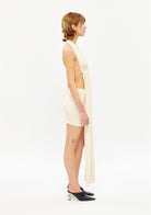 Tiny-Önleri Uzun Derin Dekolteli Beyaz Bluz-Top-4-Milagron.com