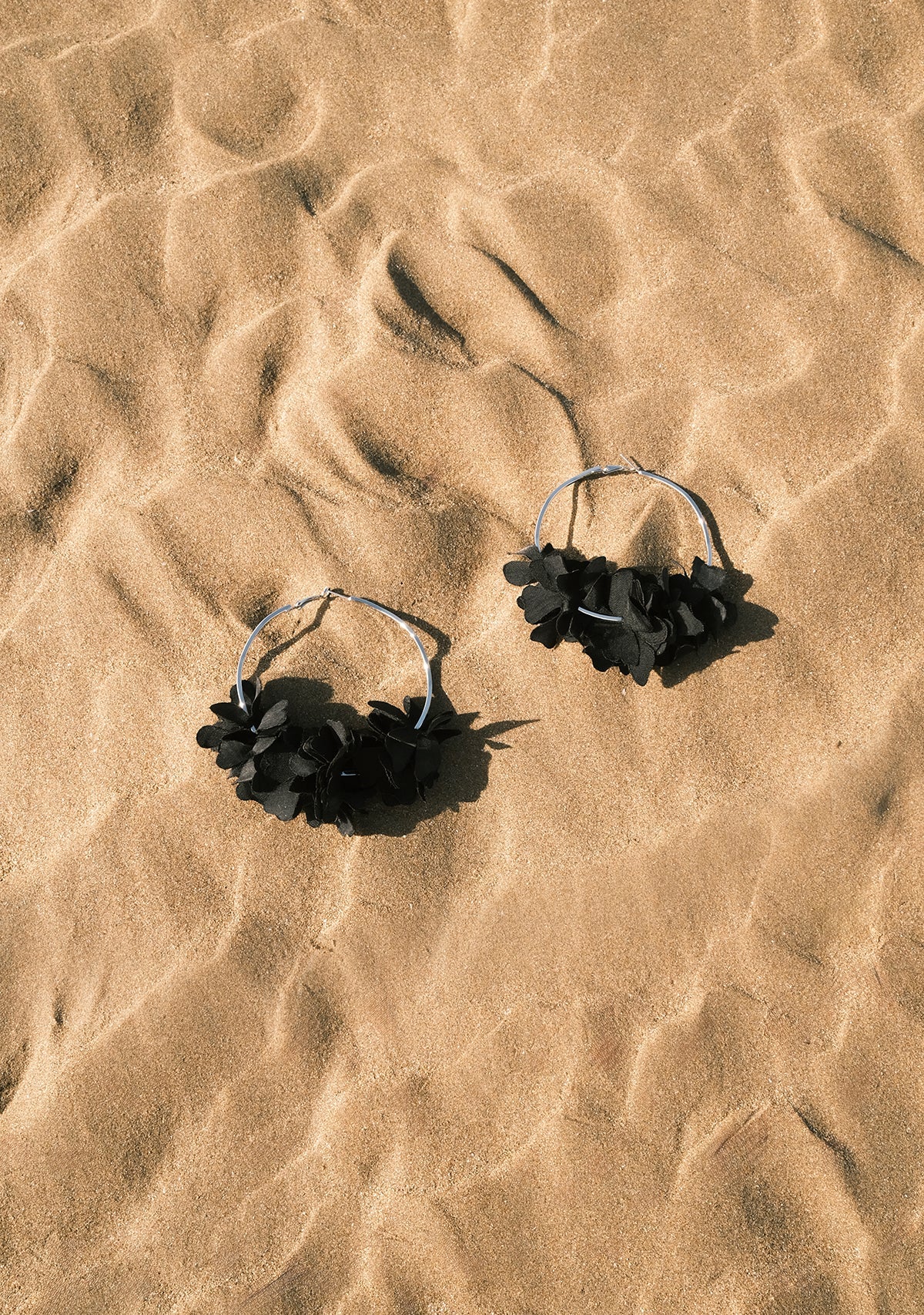 Tiny-SORUNLU - Sekhmet Black Tencel Earring-Küpe-10-Milagron.com
