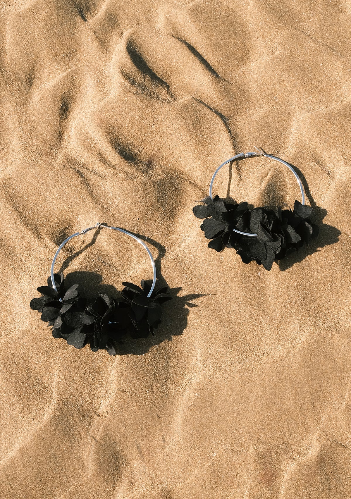 Tiny-SORUNLU - Sekhmet Black Tencel Earring-Küpe-12-Milagron.com