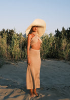 Tiny-Si Önü çapraz Boyundan Bağlamalı Bej Triko Elbise-Elbise-5-Milagron.com