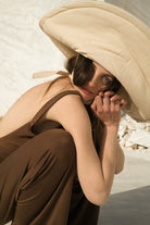 Tiny-Sırtı Açık Belden Bağlamalı Kahverengi Bluz-Bluz-4-Milagron.com