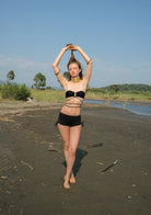 Tiny-Siyah Dar Kesim Yanlardan Ayarlanabilir şort Mayo-Bikini + Mayo-4-Milagron.com