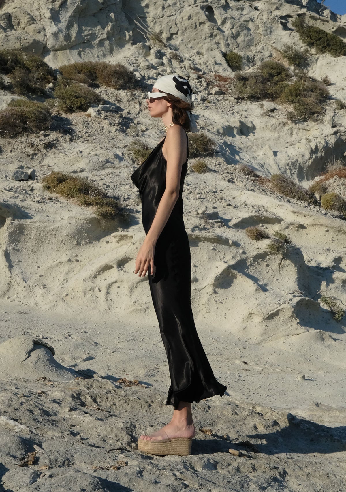 Tiny-Siyah İnce Askılı Uzun Saten Elbise-Elbise-5-Milagron.com