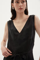 Towdoo-Lily – V Yaka Elbise - Siyah-Elbise-7-Milagron.com