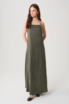 Towdoo-Sage Sırtı Açık Elbise - Yeşil-Elbise-2-Milagron.com