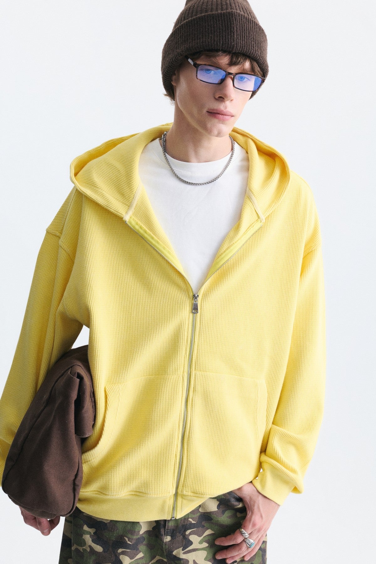Dokulu Fermuarlı Kapüşonlu Sweatshirt