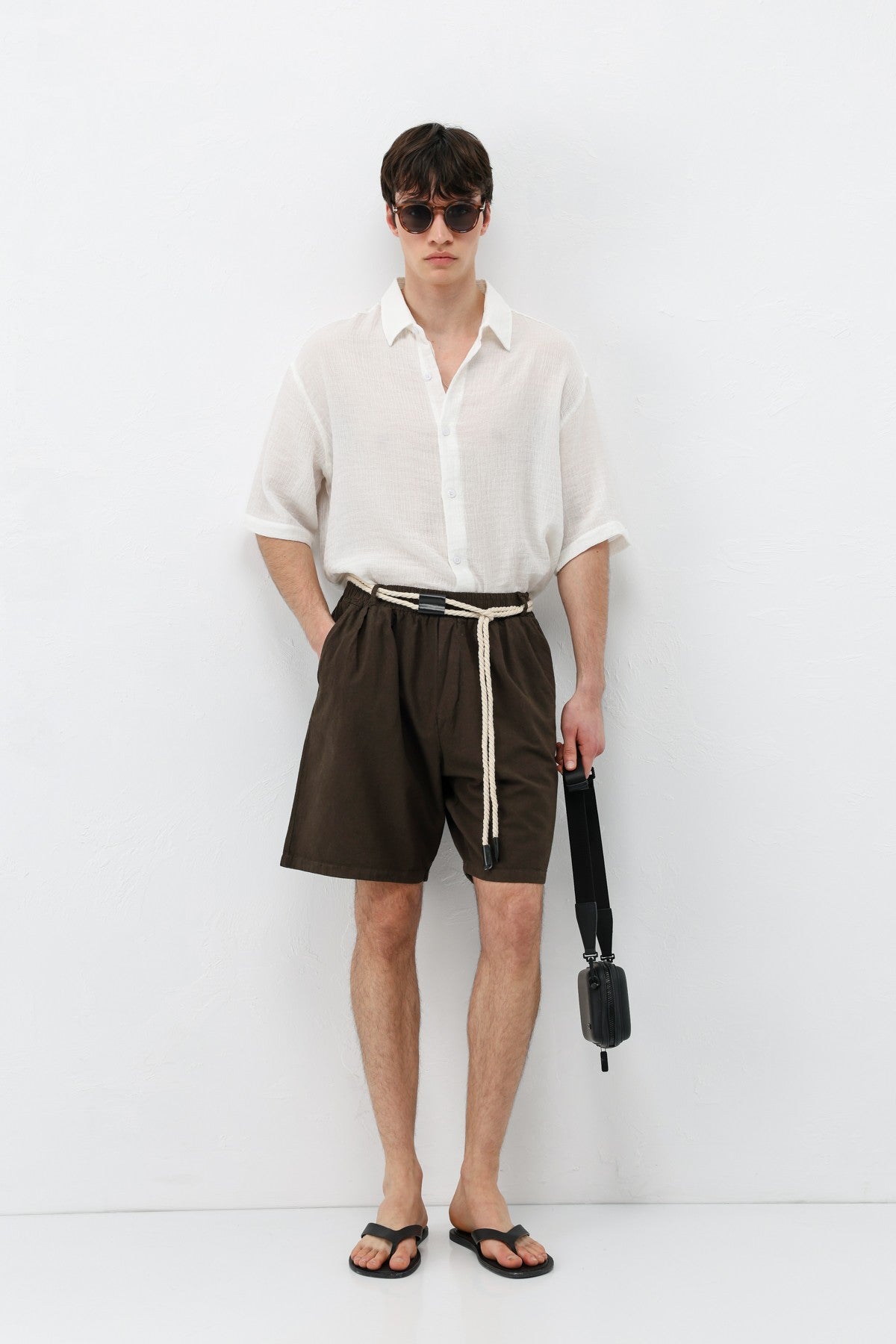 Kemerli Oversize Keten Şort