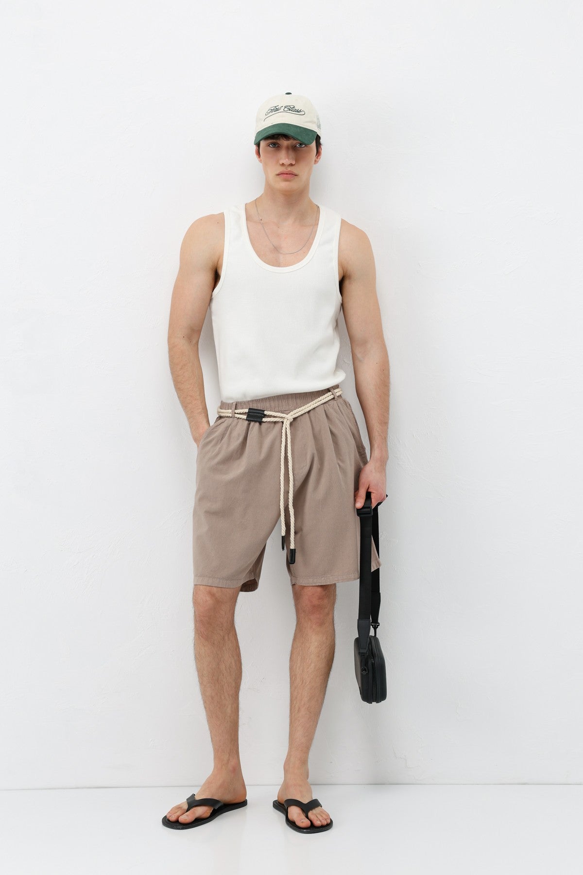Kemerli Oversize Keten Şort