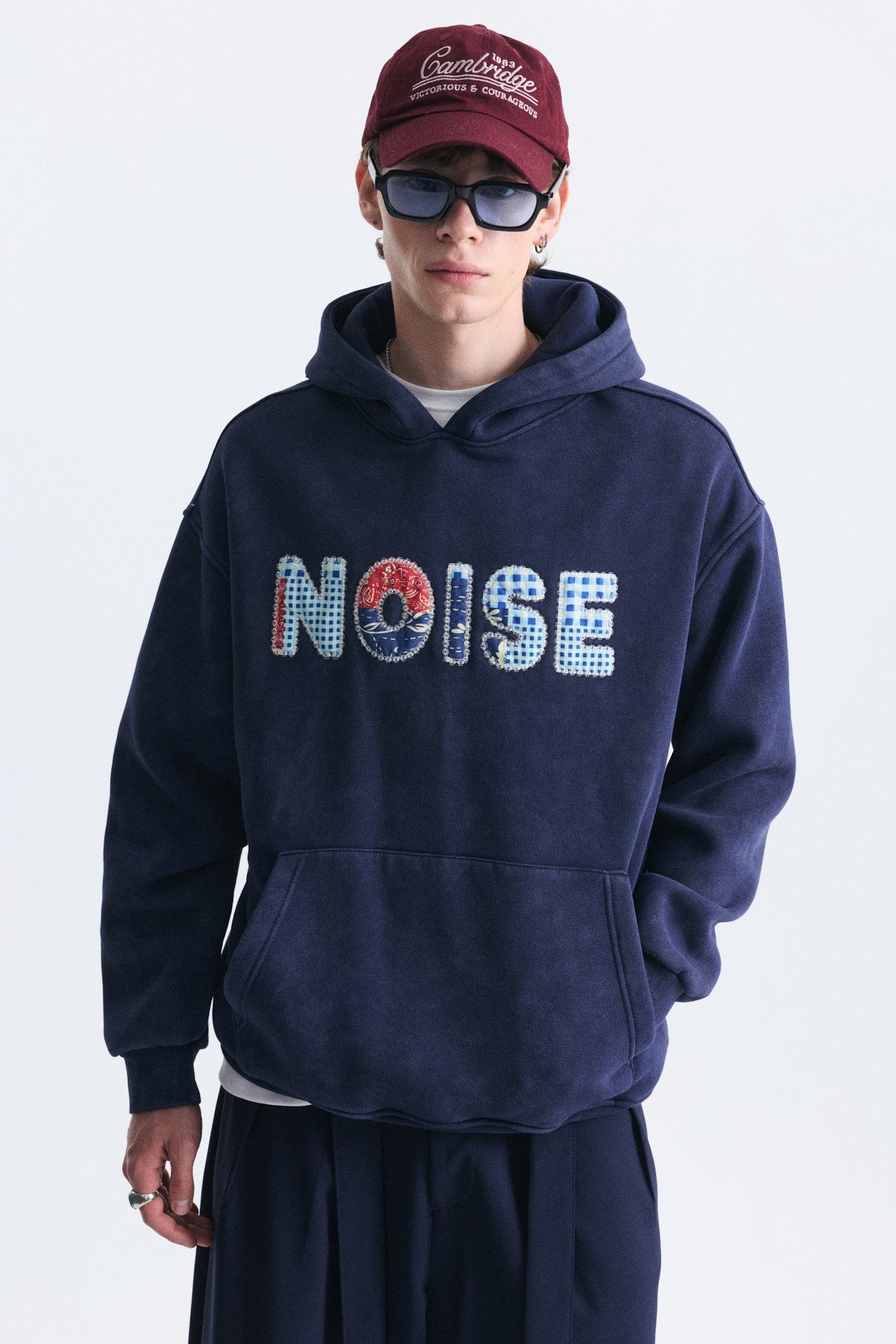 Nakışlı Oversize Kapüşonlu Sweatshirt