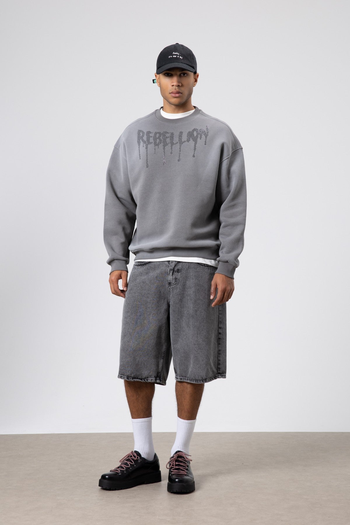 Yıkamalı Oversize Baskılı Sweatshirt