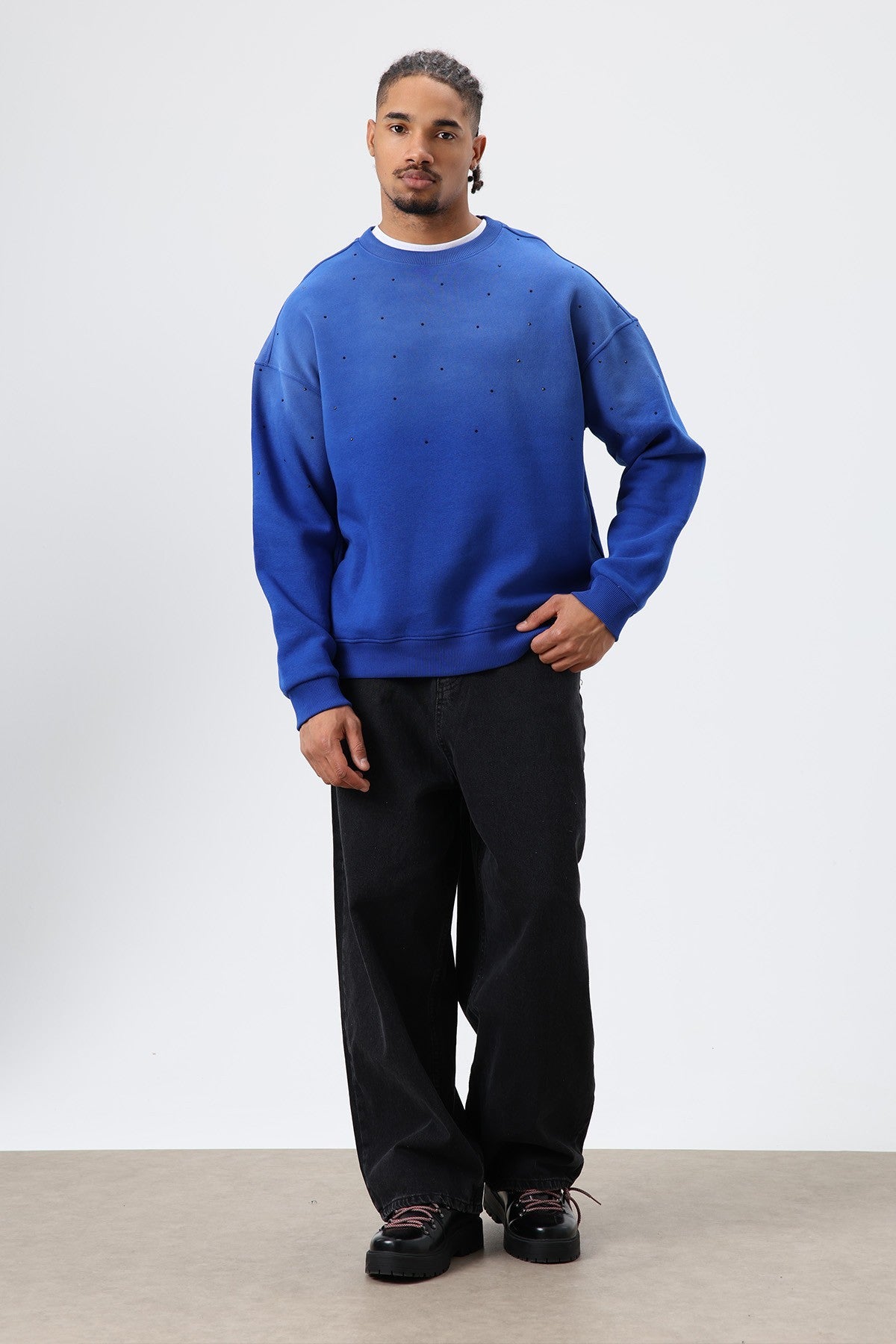 Yıkamalı Taş Detaylı Oversize Sweatshirt