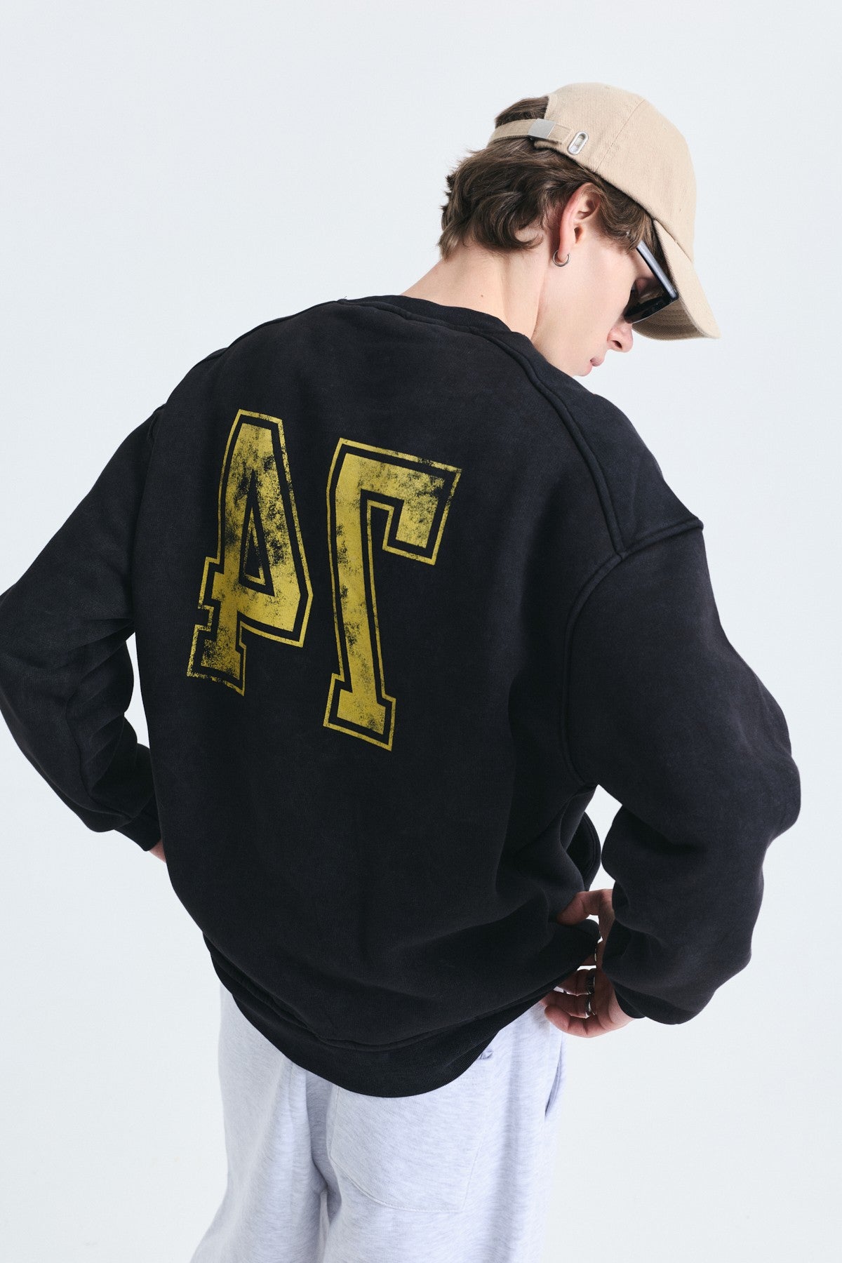 Yıkamalı Yazılı Oversize Sweatshirt