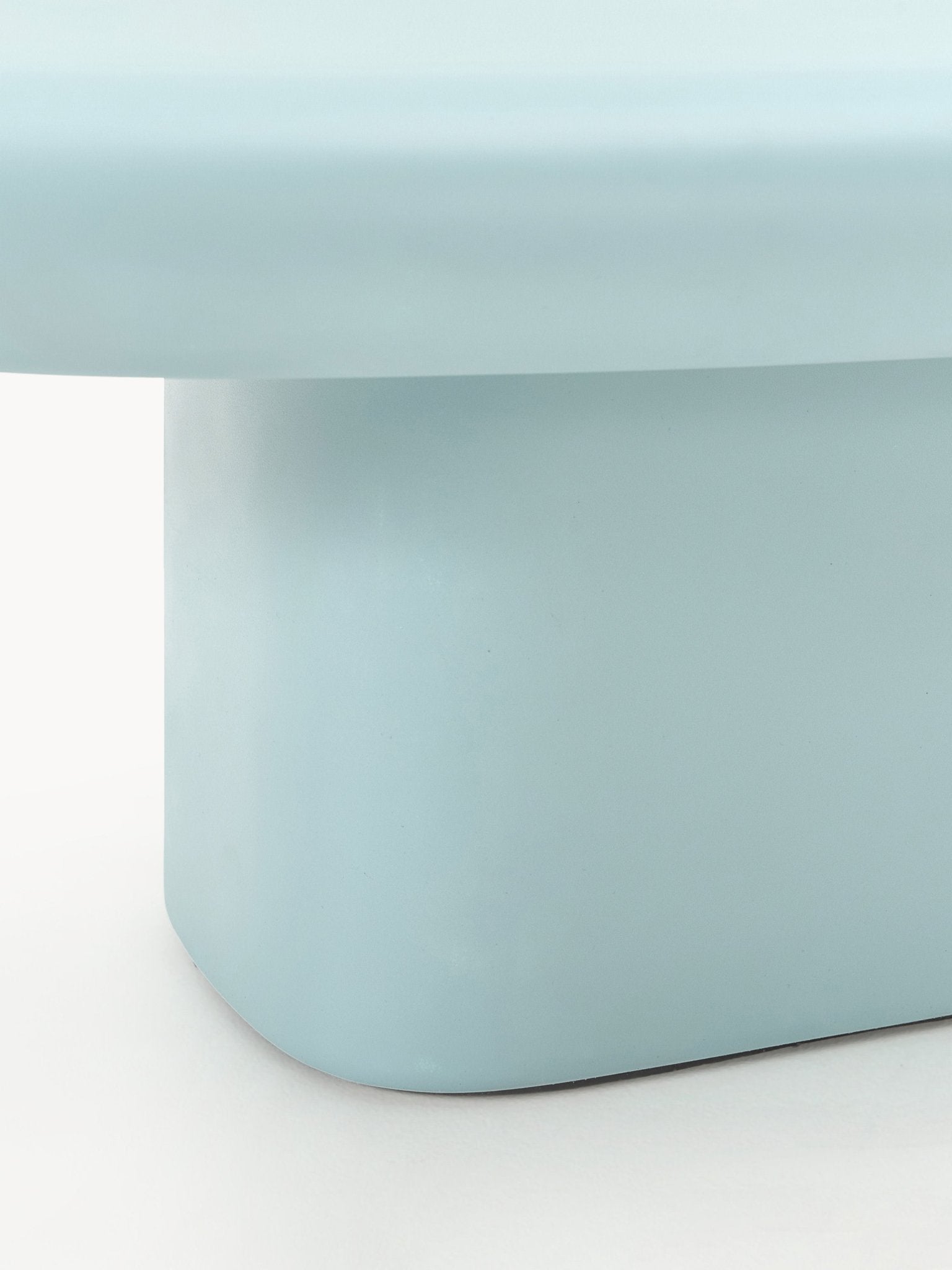 Anaya Modern Organik Tasarım Orta Sehpa Açık Mavi Fiberglas
