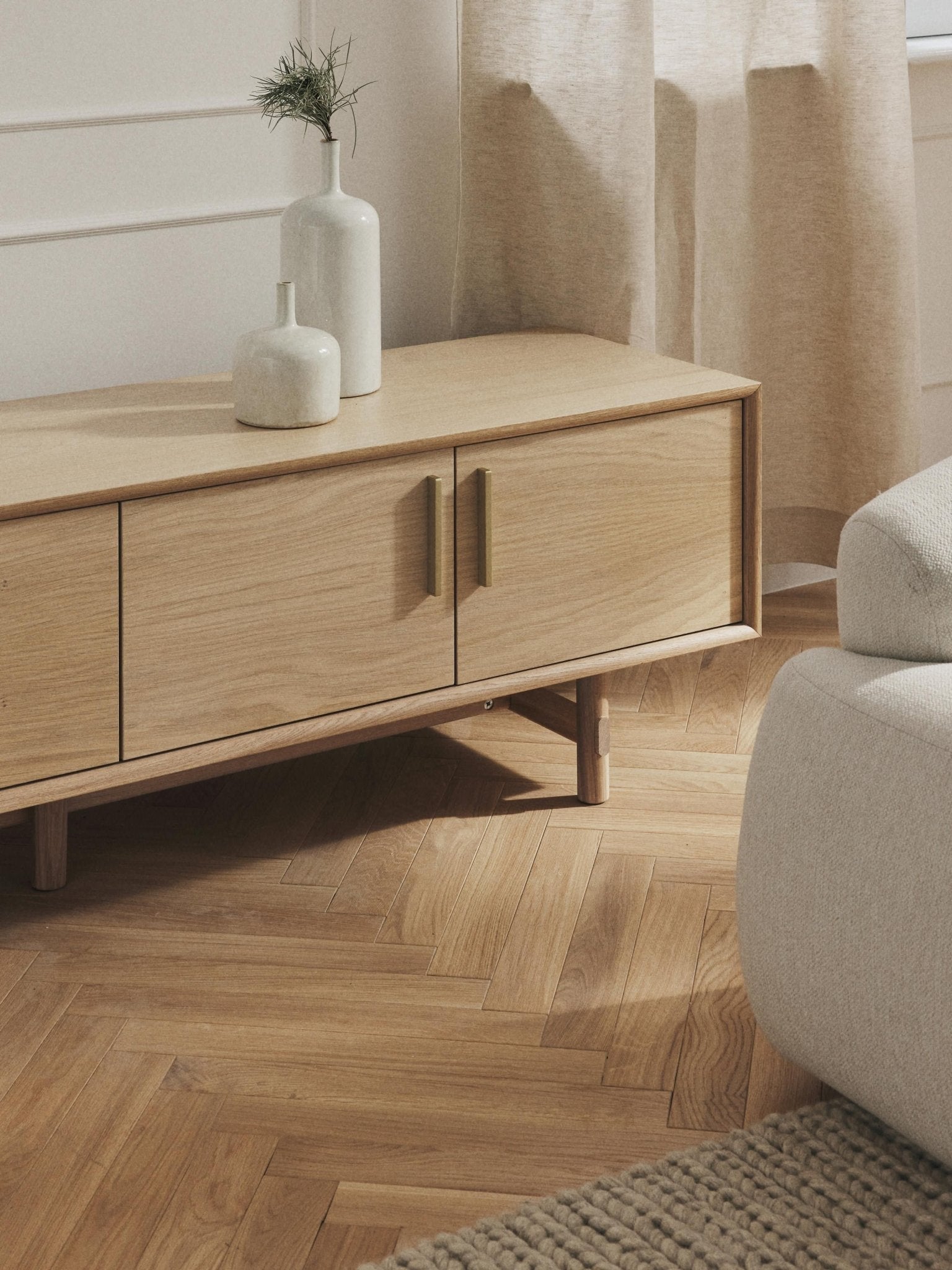 Diana Meşe Tv Ünitesi