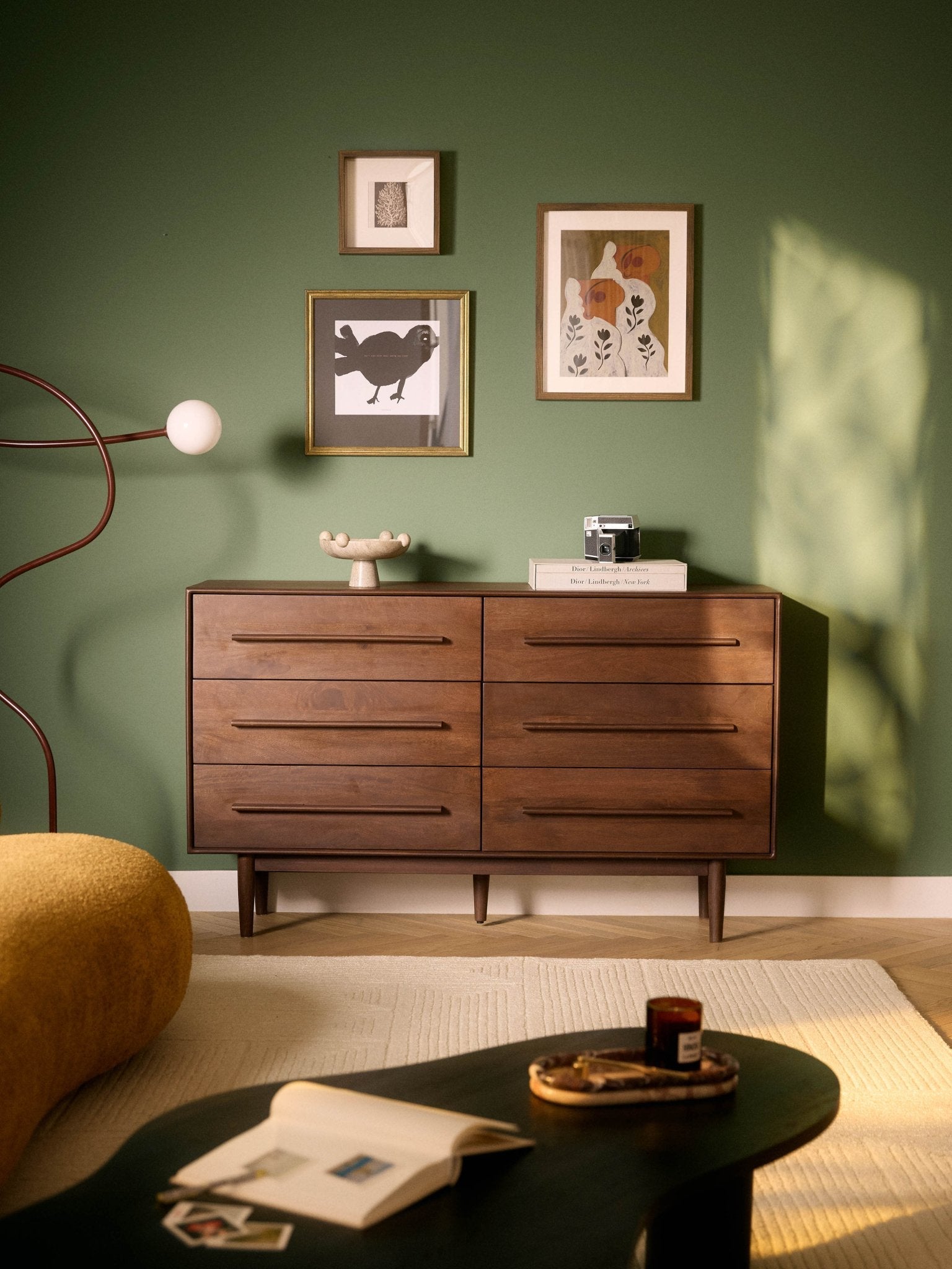 Paul Mango Ağacı Şifonyer - Retro Estetiği Ile Modern Fonksiyonellik
