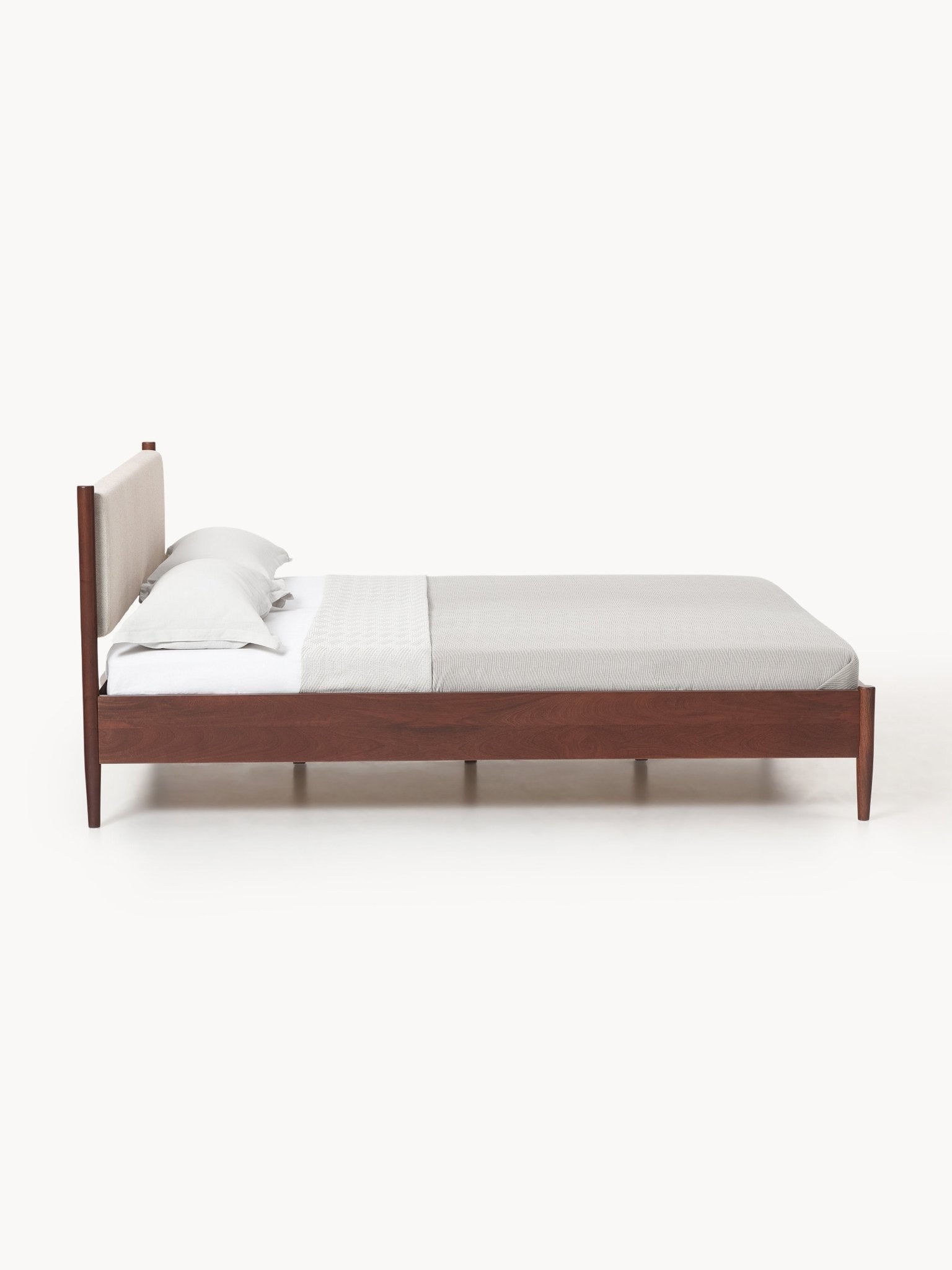 Paul Masif Mango Ağacı Karyola - Modern Mid-Century Tasarım Ile Yatak Odanızı Yenileyin