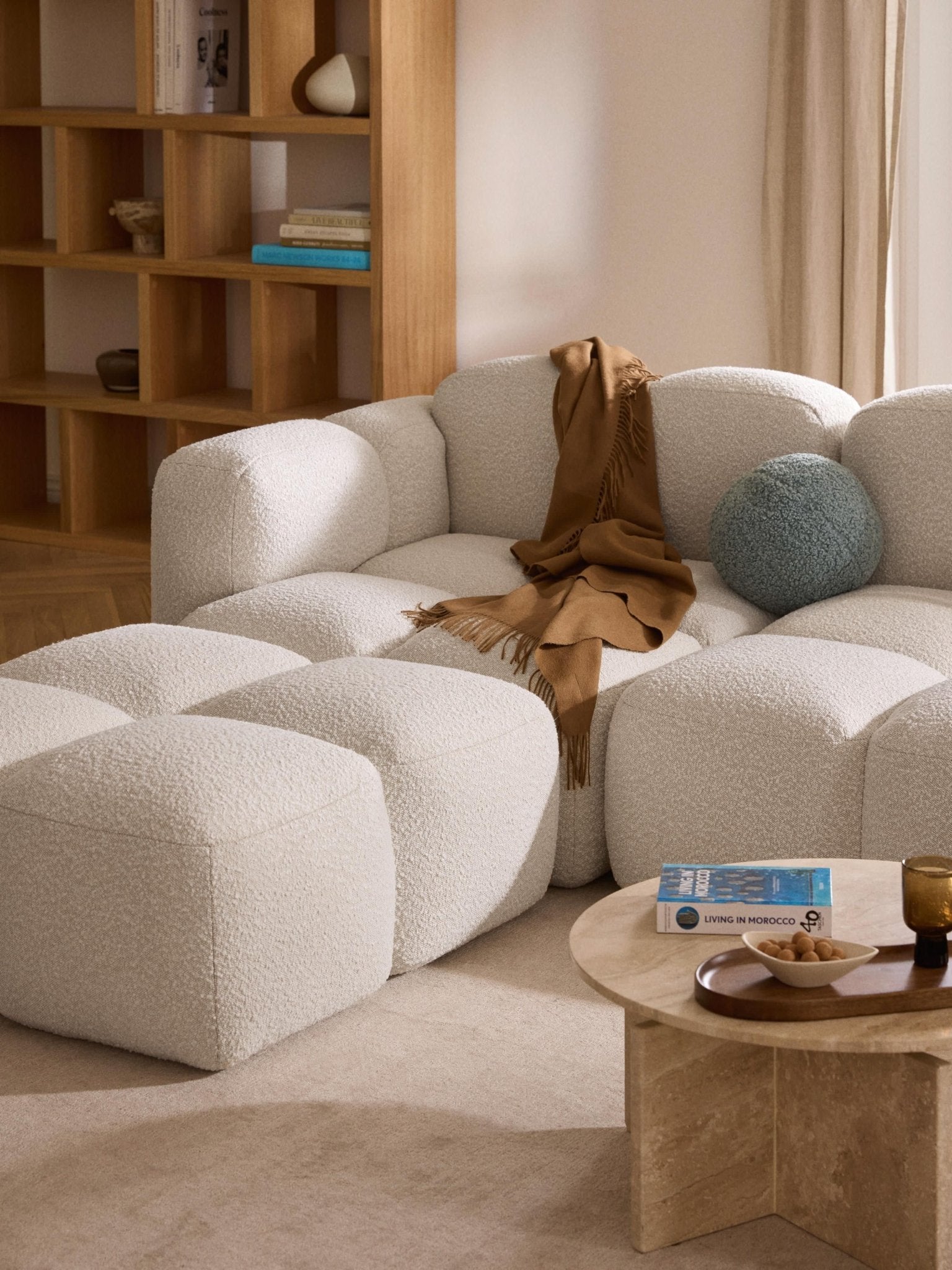Tayla Modüler Bouclé Koltuk Ve Puf - 4 Kişilik Modern Konfor