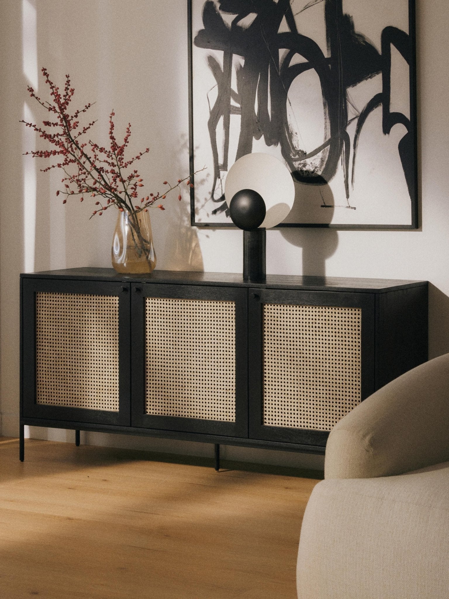 Viyana Rattan Detaylı Masif Ahşap Konsol 165Cm