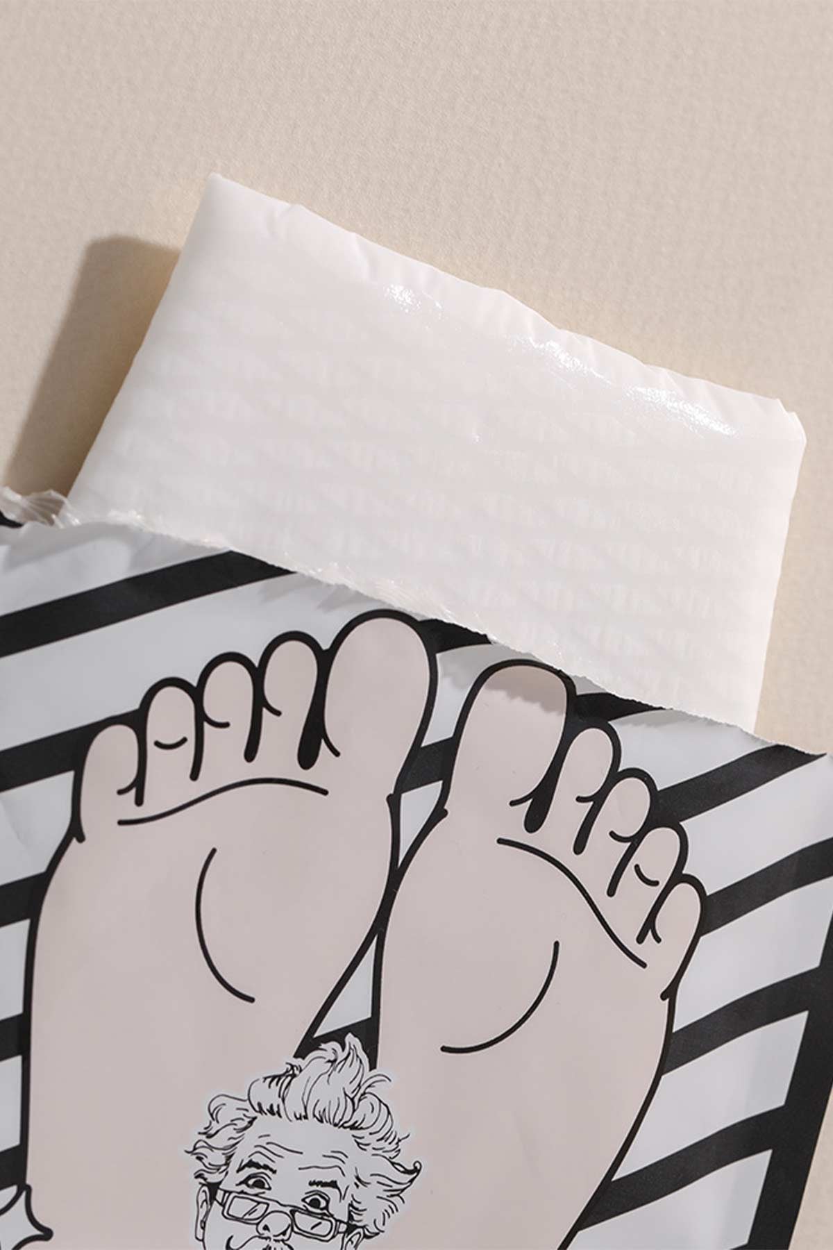 Village 11 Factory Relax Day Foot Peeling Mask - Çorap Tipi Soyulan Yumuşatıcı Ve Arındırıcı Ayak Peeling Maskesi