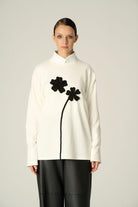 Vuu-Çiçek Aplikeli Sweatshirt-Sweatshirts & Hoodies-1-Milagron.com