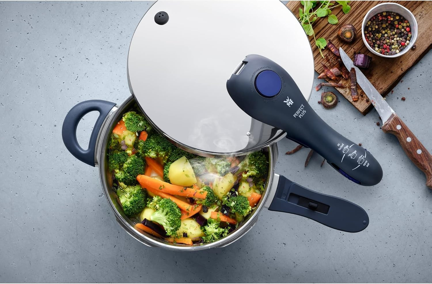 WMF Perfect Plus Düdüklü Tencere 4,5 Lt 1511001173