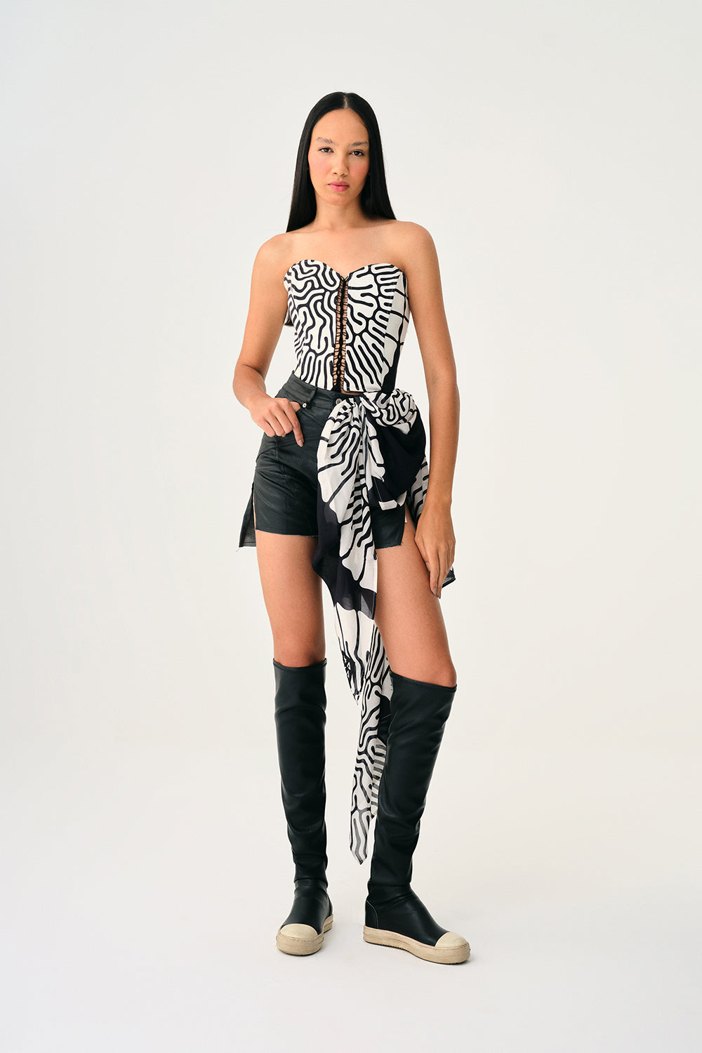 Yakaza Studio-Korse Seiwa-Top-1-Milagron.com