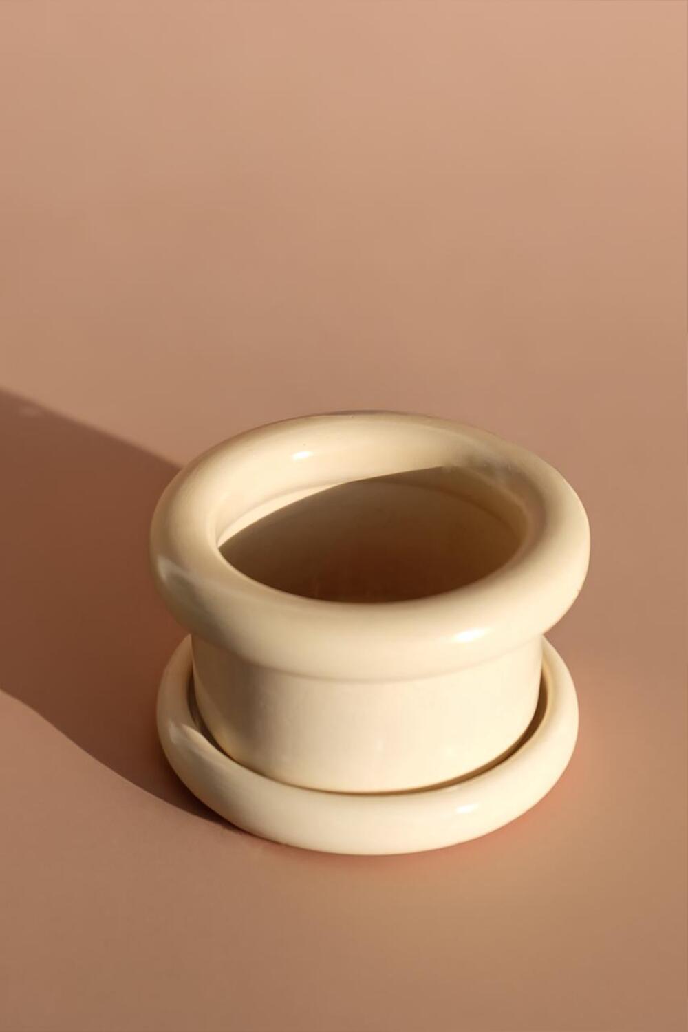 Yugatelier-Bej Beton Dekoratif Saksı-Dekoratif Saksı-3-Milagron.com