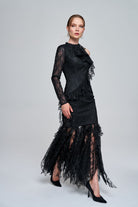 Zeynep Kaya-Asimetrik Volanlı Tek Kol Dantel Siyah Elbise-Elbise-1-Milagron.com