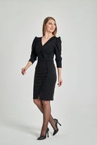 Zeynep Kaya-Vücuda Oturan Midi Çok Düğmeli Siyah Elbise-Elbise-1-Milagron.com