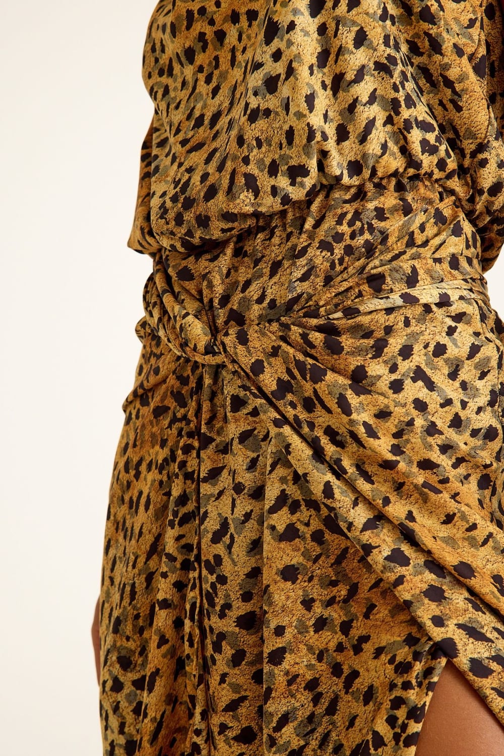 Zeynep Mayruk-Cheetah Dress-Elbise-3-Milagron.com