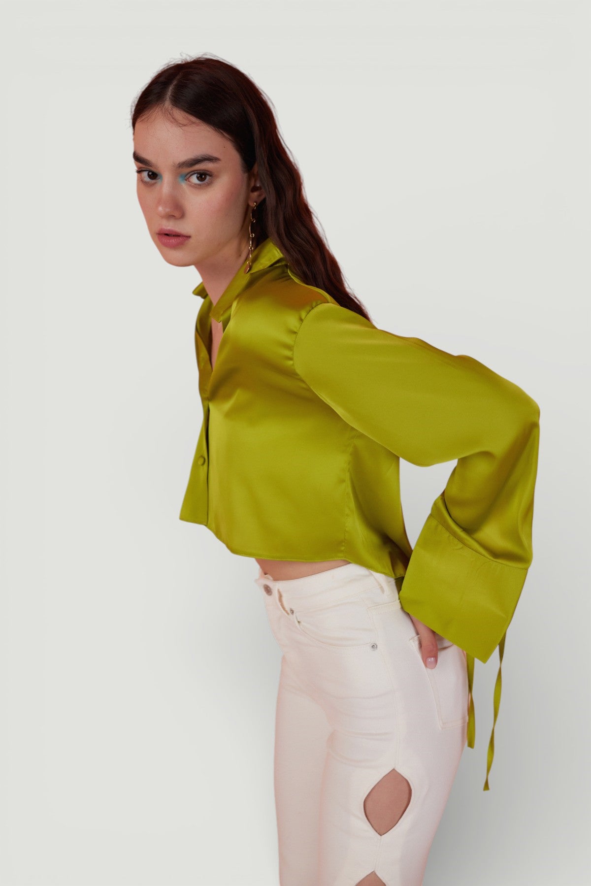 Özel Dokulu Saten Crop Silky Gömlek Yeşil