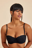 Amarelle-Amy Siyah Balenli Dantelli Dolgusuz Pedli Toparlayıc Straplez Sütyen-Sütyen-3-Milagron.com