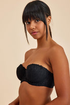 Amarelle-Amy Siyah Balenli Dantelli Dolgusuz Pedli Toparlayıc Straplez Sütyen-Sütyen-4-Milagron.com