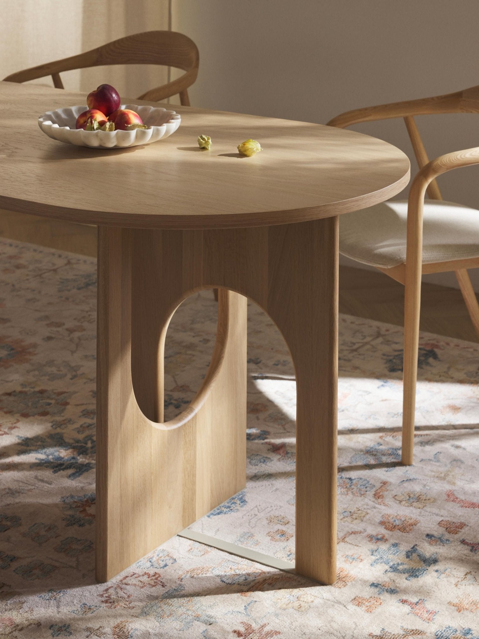 Apollo Oval Yemek Masası Modern Lüks Tasarım 200 Cm