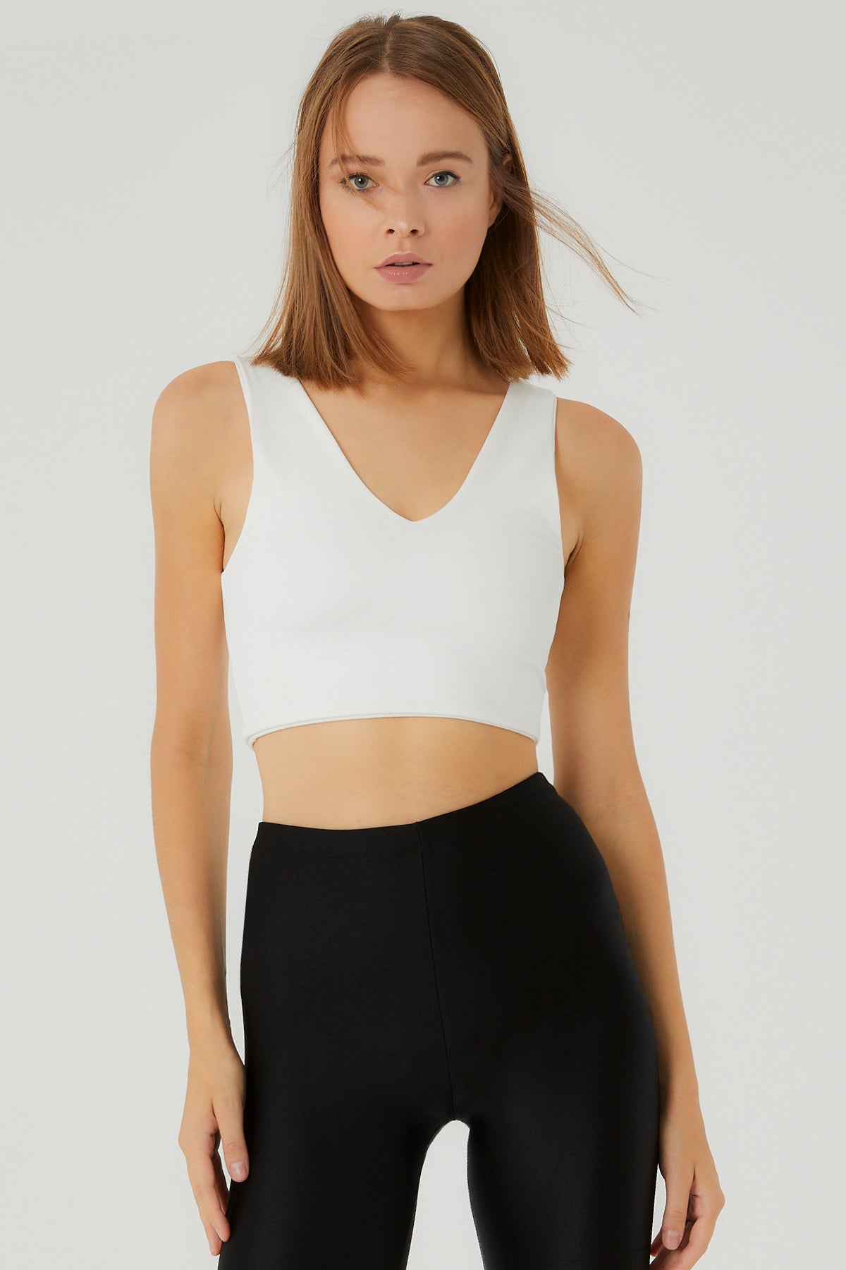 Liene V Yaka Crop Top | Beyaz