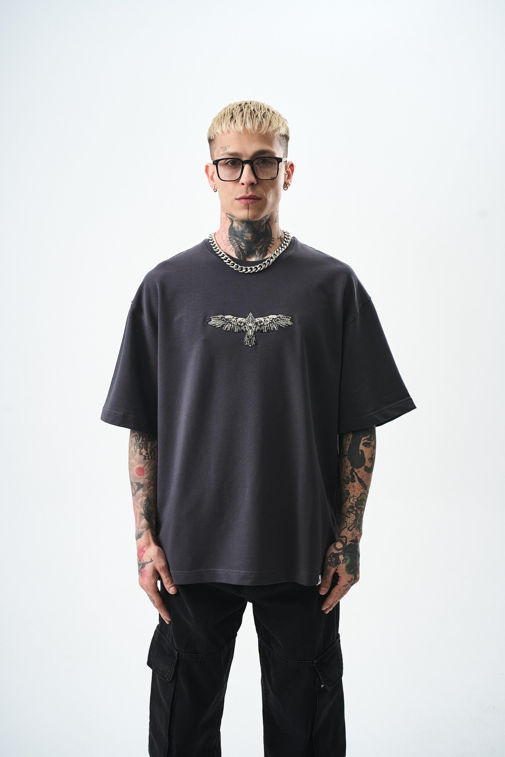 Erkek Feel Nakış Detaylı Oversize T-Shirt Füme